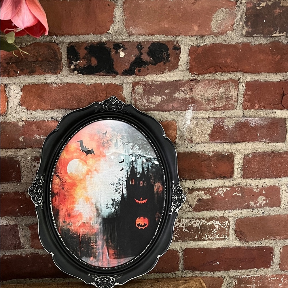 Halloween Themed Oval Wall Art